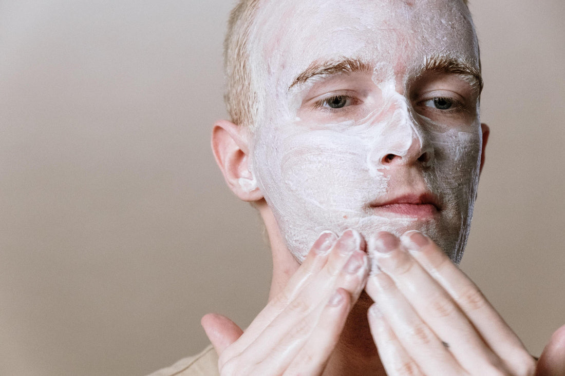 How do you choose a suitable Moisturizer for oily skin? - Confidence Cosmetics