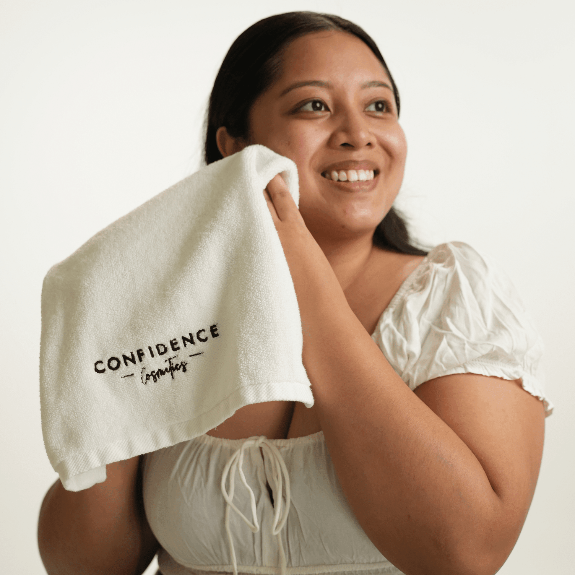 Hand Towel (NEW) - Confidence Cosmetics